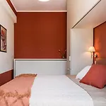 Orange 아파트 *
