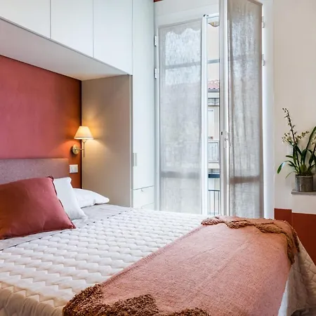 Апартаменти Orange Діано-Марина