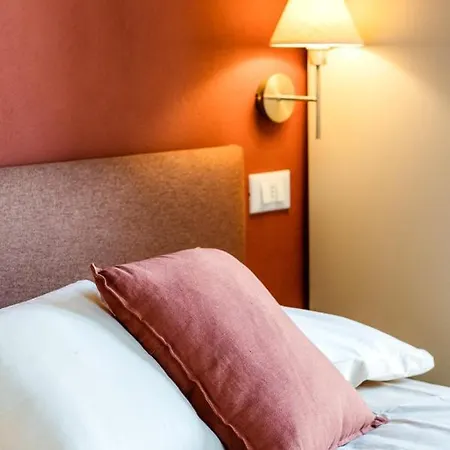 Apartment Orange *