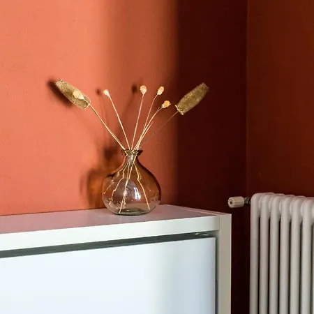 Apartment Orange