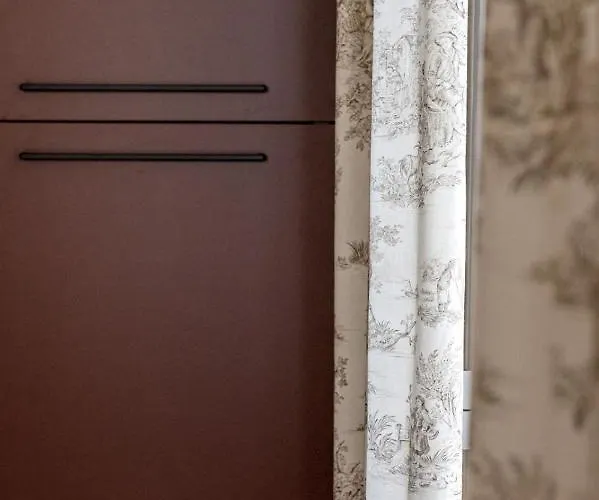 Апартаменти Orange *