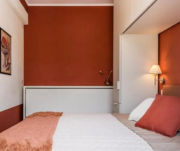 Orange Апартаменты *